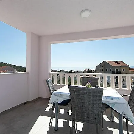 Apartamento “karla” *