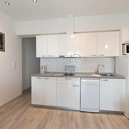 “karla” Apartamento Promajna